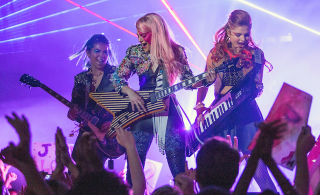 Illustration for article titled Synergy projects a synopsis and clearer image of Jem And The Holograms